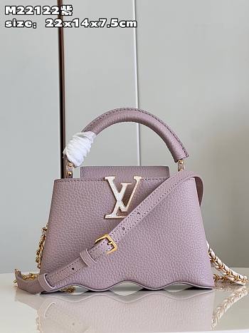 Louis Vittan M22122 Capucines Capushell bag pink