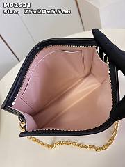 Louis Vittan Toiletry Pouch On Chain BAG - 6