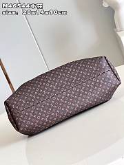 Louis Vittan Monogram Clutch - 3