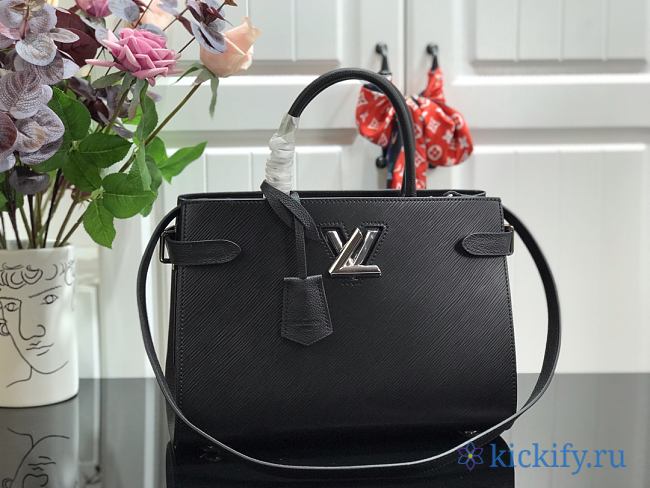 Louis Vittan Handbag M54811 - 1