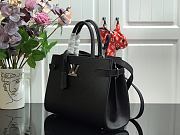 Louis Vittan Handbag M54811 - 2