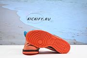 Nike Dunk Low SB 'Orange Lobster' FD8776-800 - 2