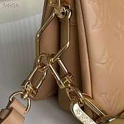 Louis Vittan Coussin BB Handbag M57796 Khaki - 3